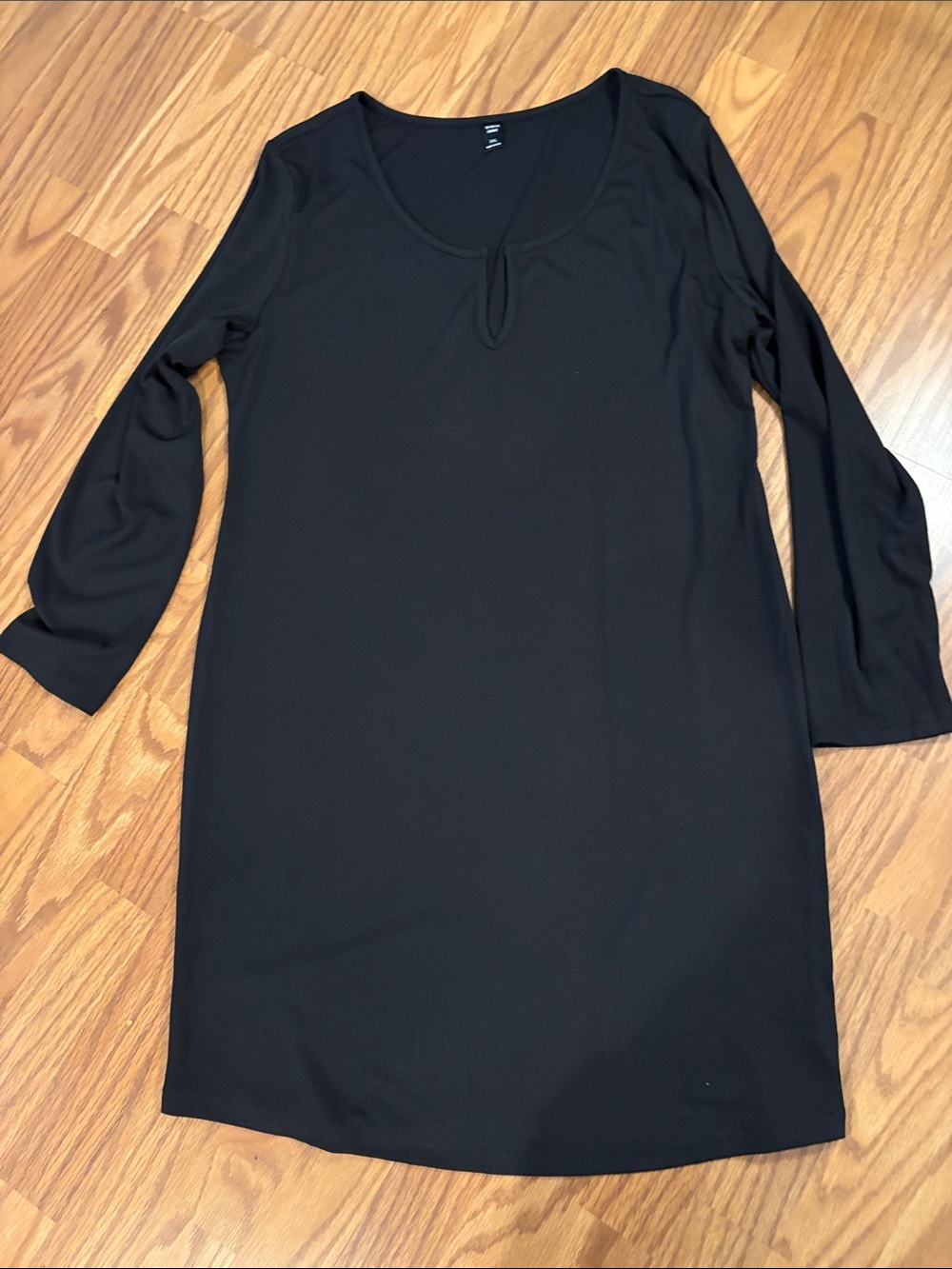 SHEIN Black Long Sleeve Keyhole Shift Dress